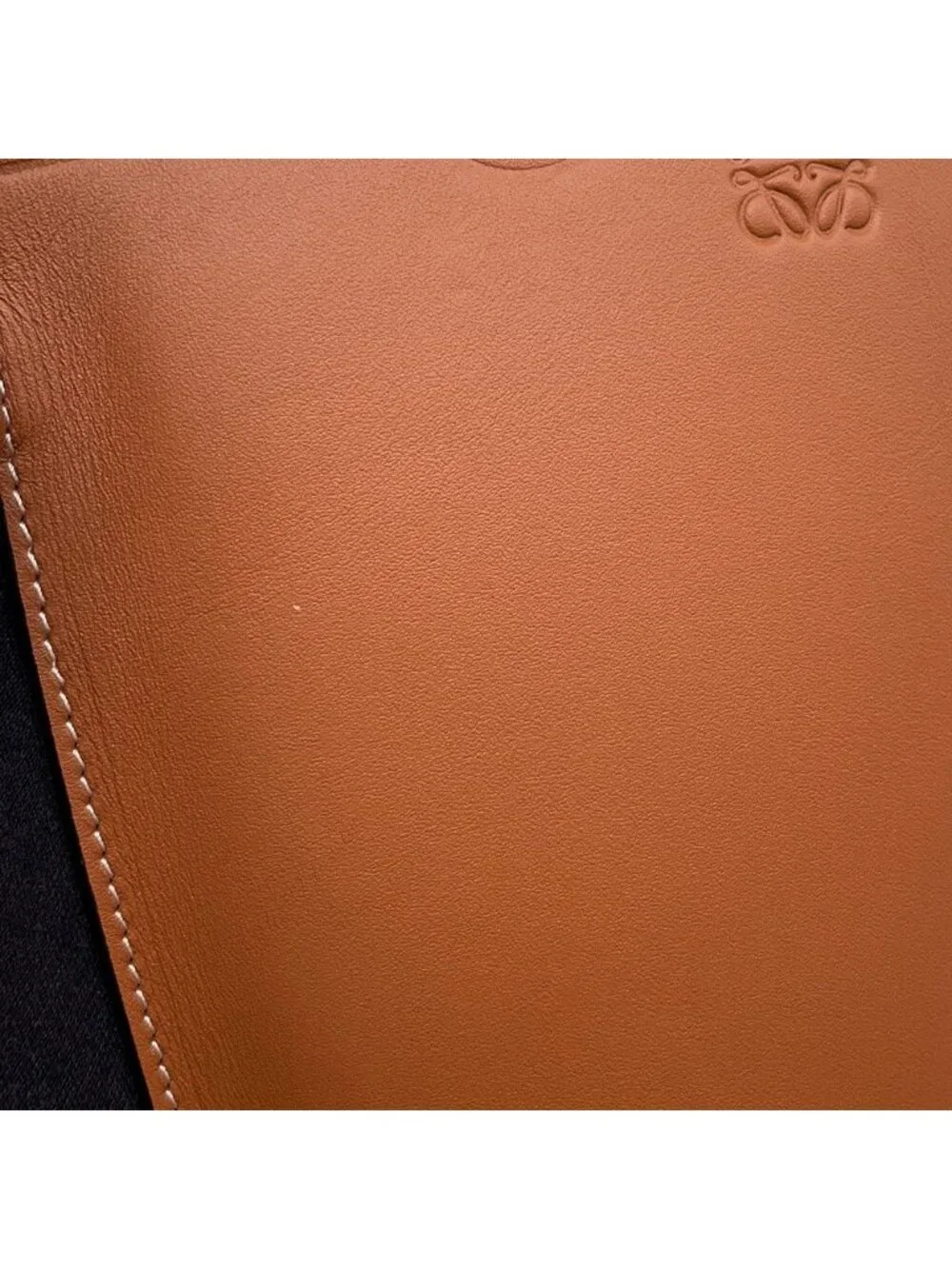 Loewe Pouch Anagram Leather Pochette